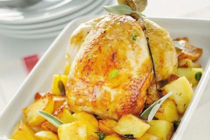 Курица с картофелем в духовке рецепт с фото пошагово