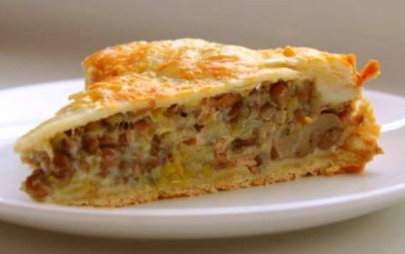 Слоеный пирог с картошкой и грибами - рецепт с фото	