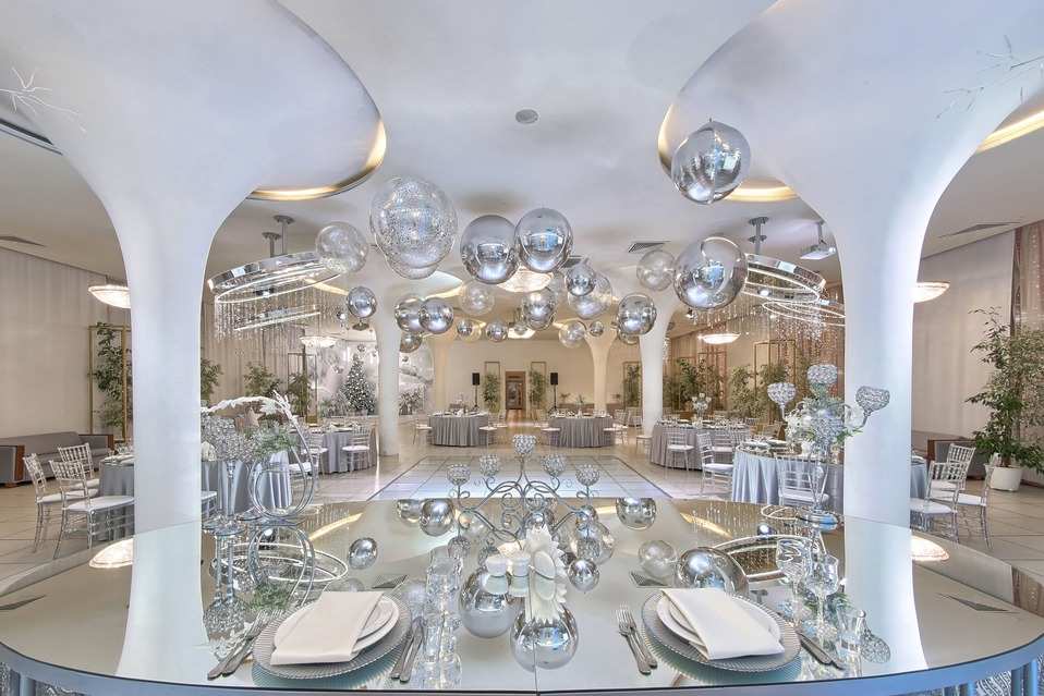 Небесный банкетный зал