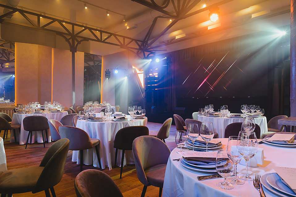 Летучий Голландец банкетный зал