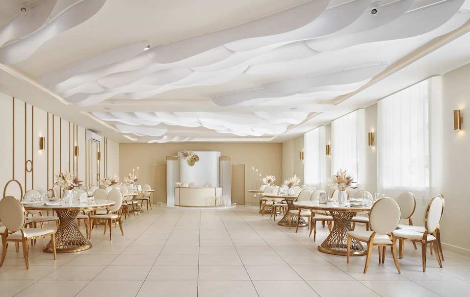 Нева-Холл банкетный зал