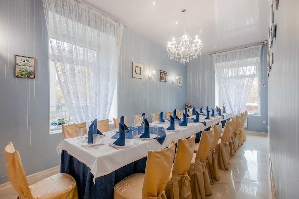 Поминальная трапеза на Политехнической 17