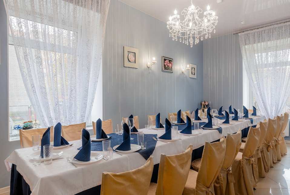 Поминальная трапеза на Политехнической 17