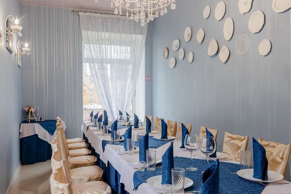 Поминальная трапеза на Политехнической 17