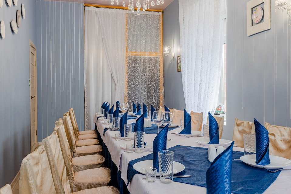 Поминальная трапеза на Политехнической 17