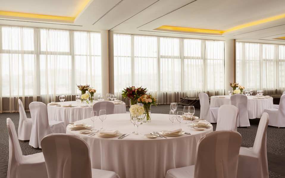 Crowne Plaza банкетный зал