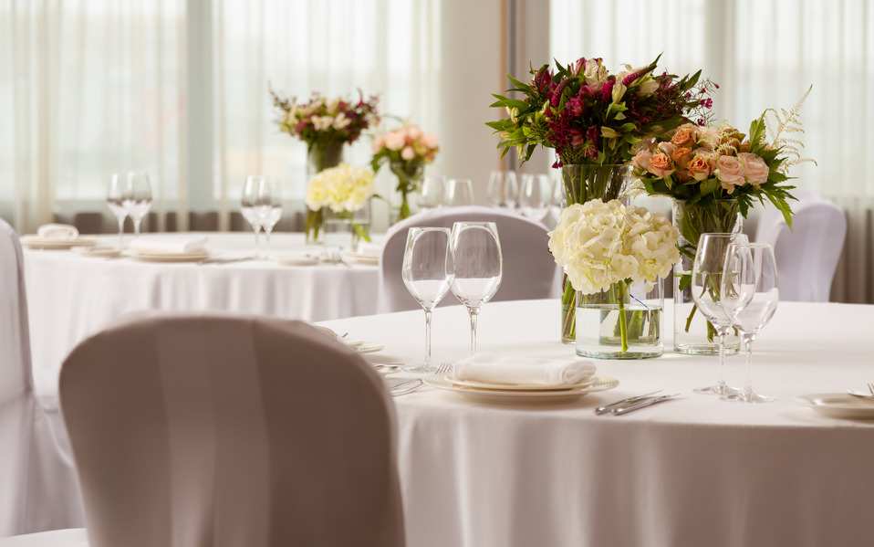 Crowne Plaza банкетный зал