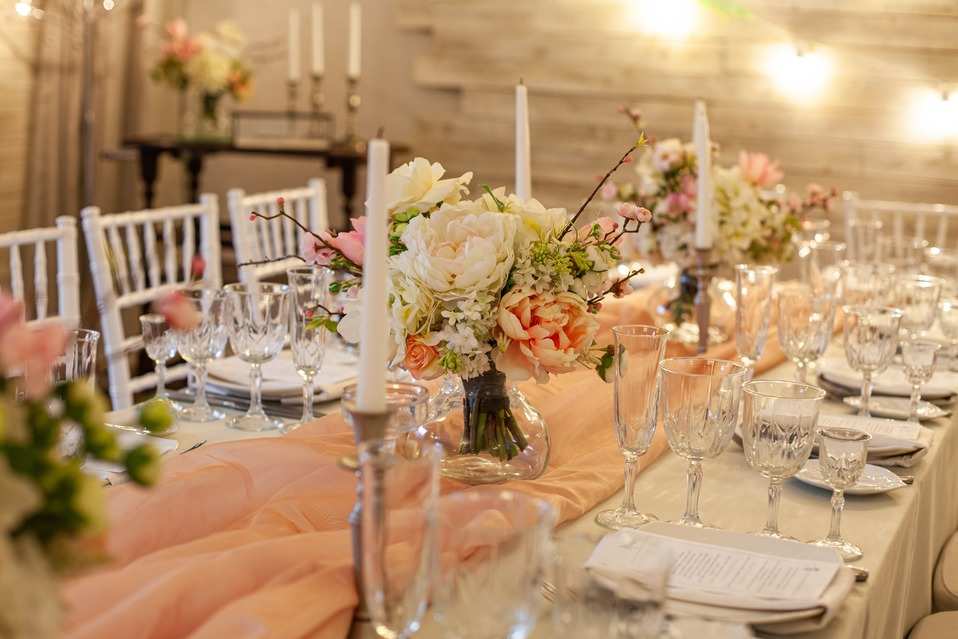 Весенний банкетный зал на Римского-Корсакова