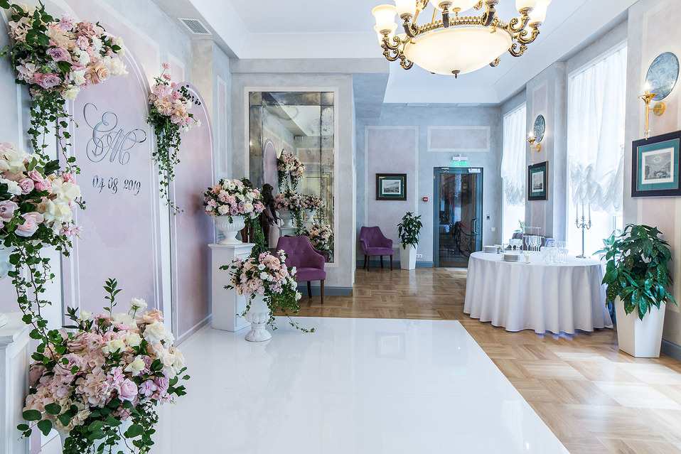 Петръ банкетный зал