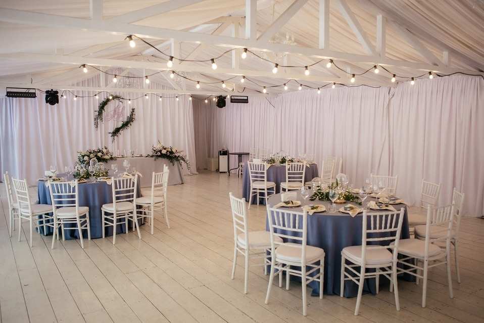 Паруса на речке банкетный зал