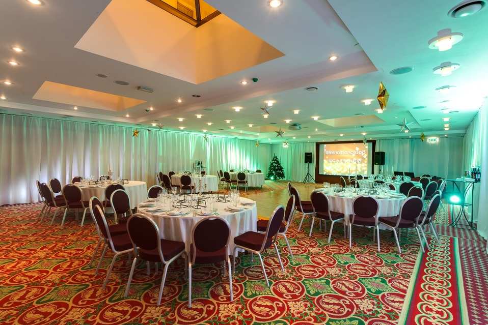 Renaissance St. Petersburg Baltic банкетный зал