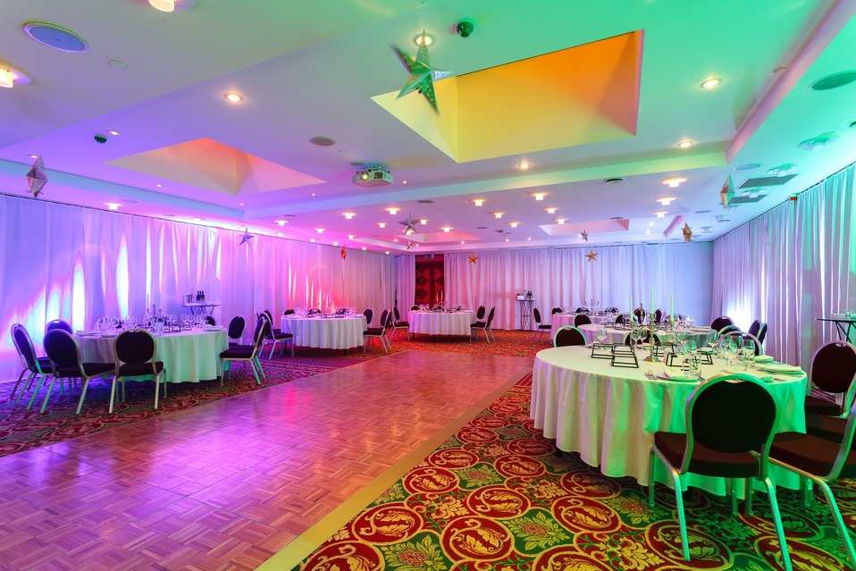 Renaissance St. Petersburg Baltic банкетный зал