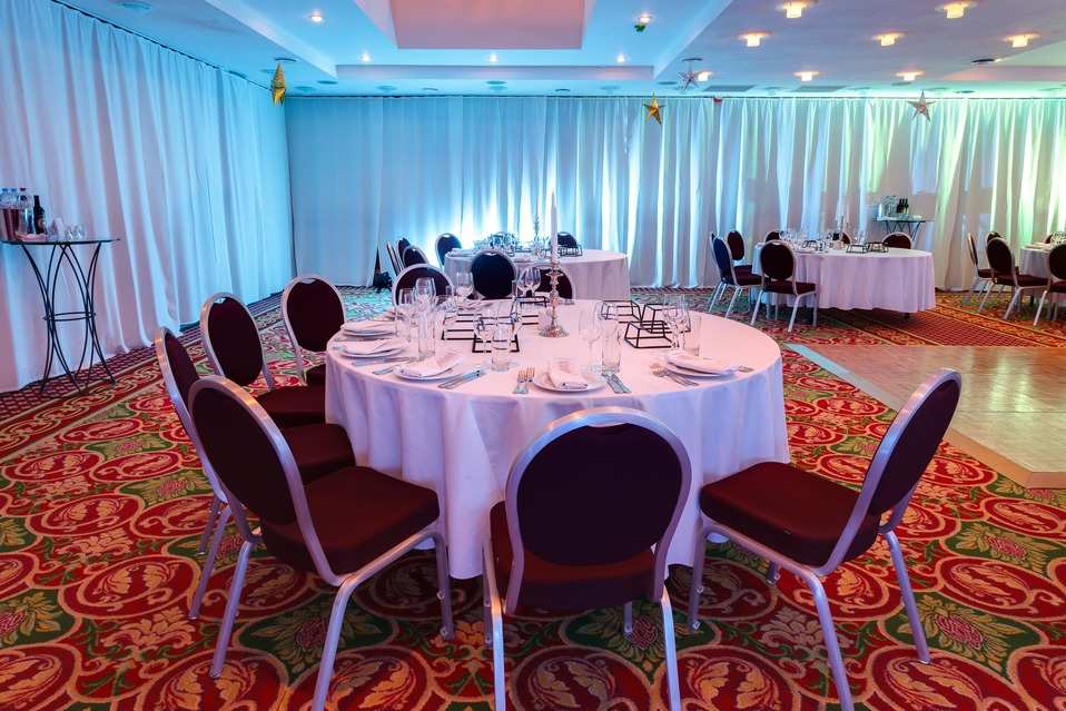 Renaissance St. Petersburg Baltic банкетный зал