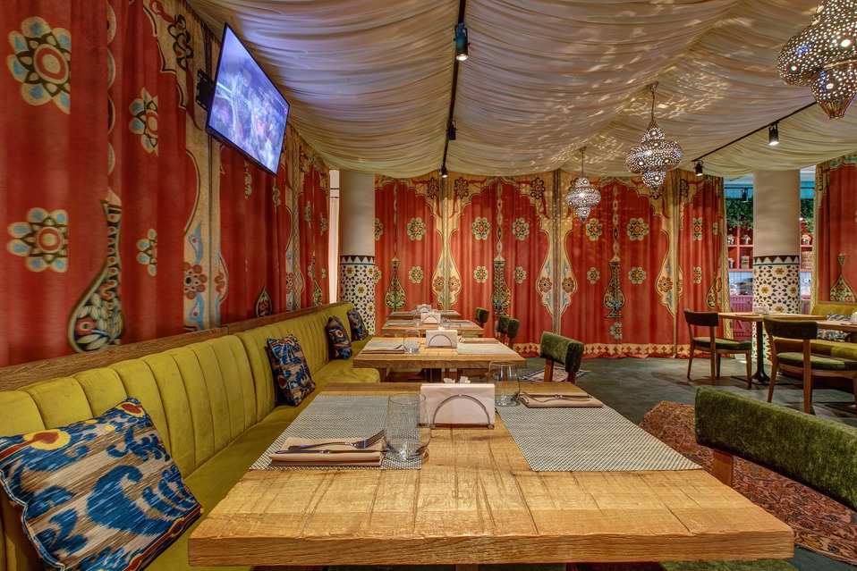 Баклажан ресторан на Горьковской Санкт-Петербург