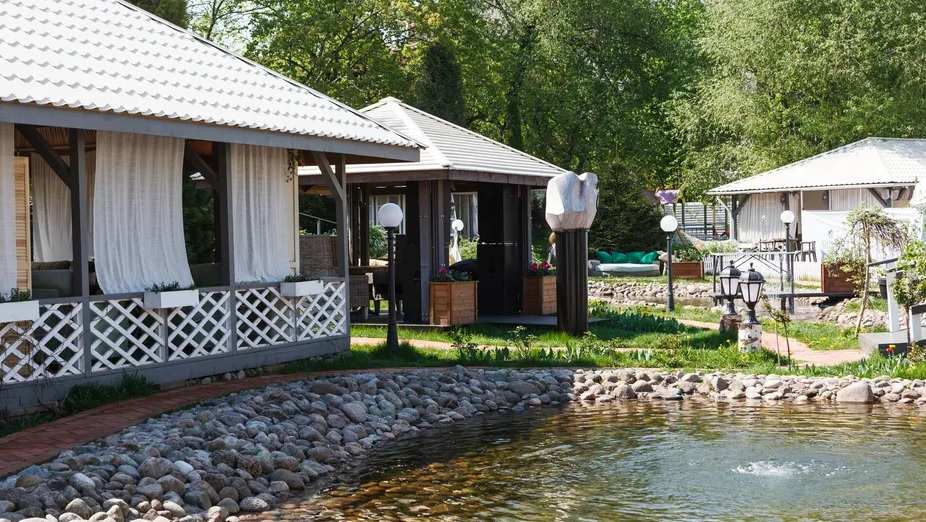 Лужайка ресторан Санкт-Петербург