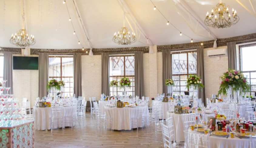 Петергоф лофт банкетный зал