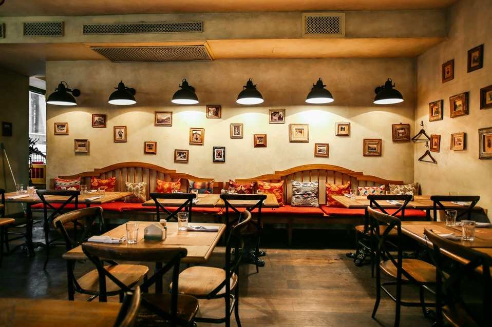 Мамалыга ресторан на Казанской