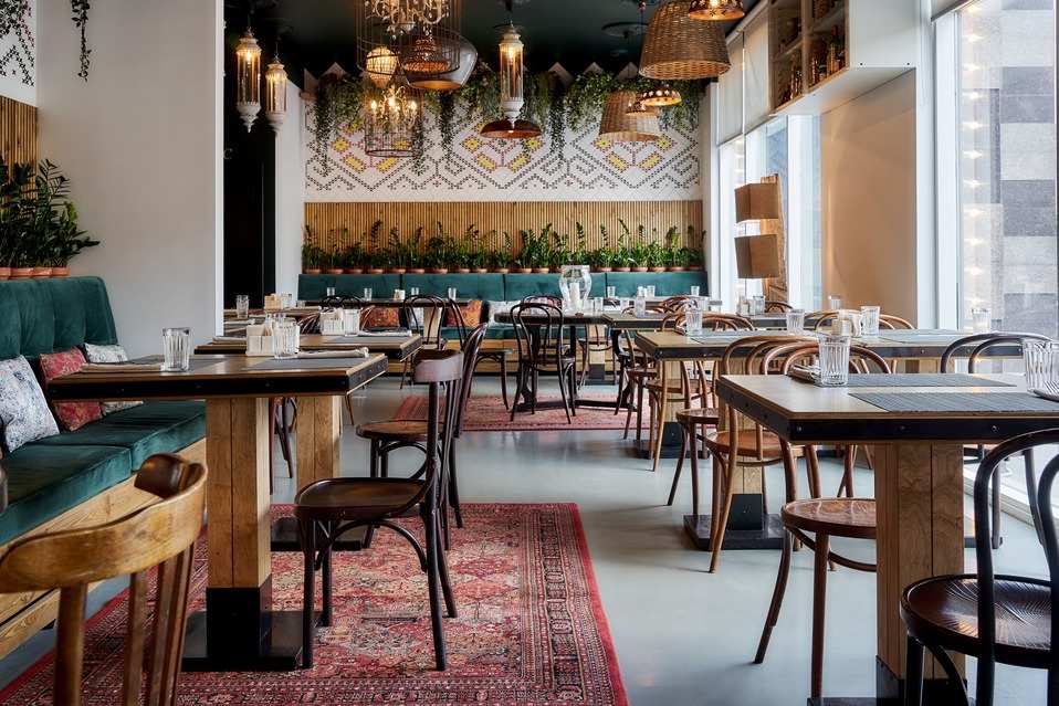 Мамалыга бар на Большом проспекте П.С.