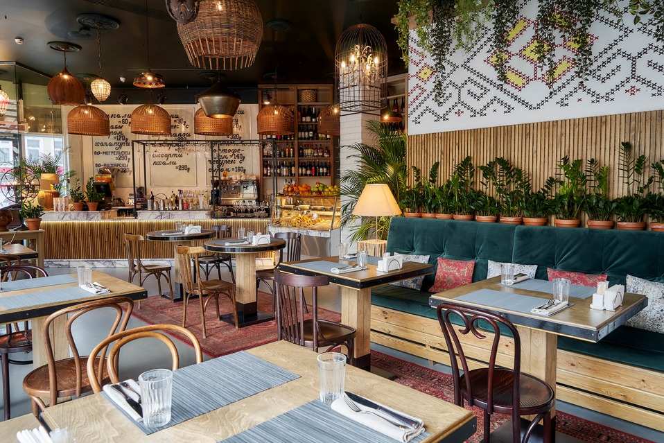 Мамалыга бар на Большом проспекте П.С.