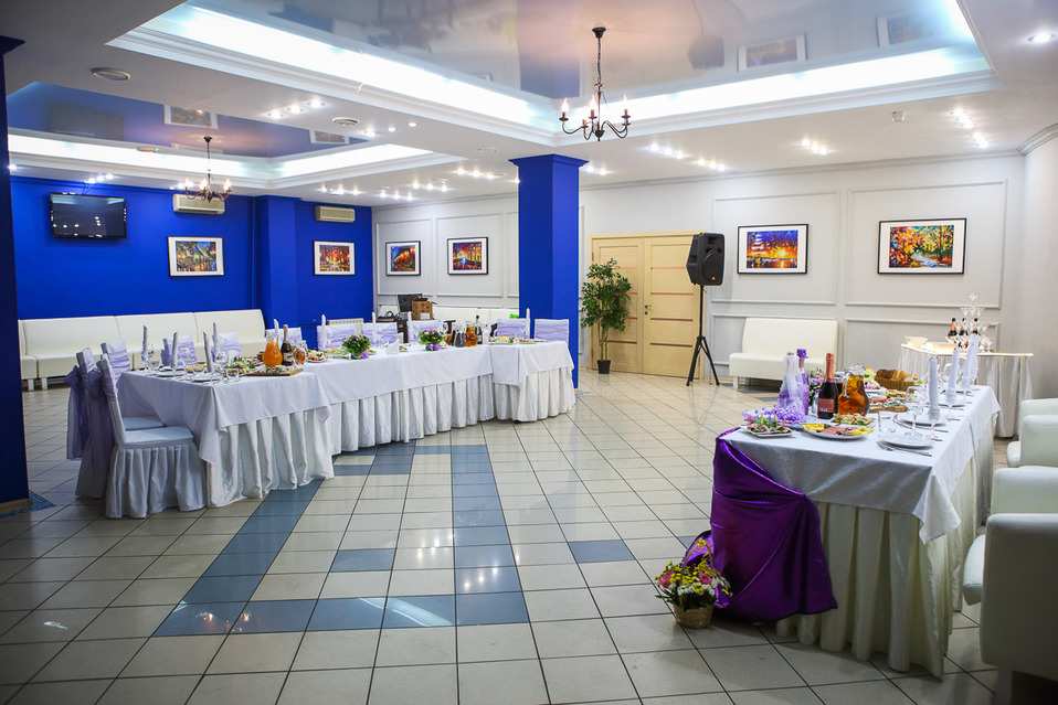 Возрождение банкетный зал