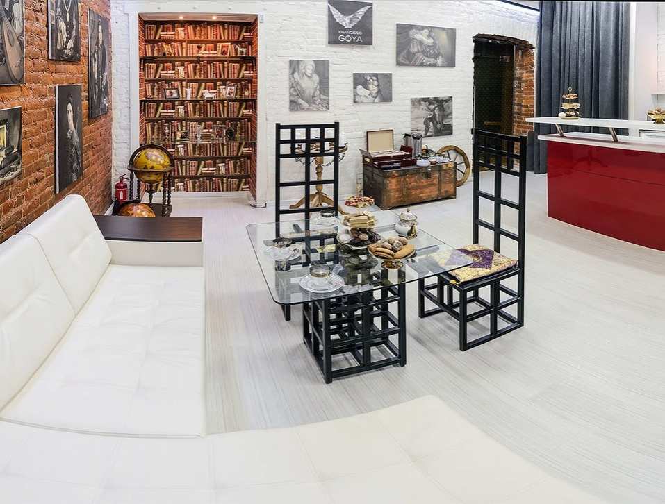 Замок на Невском лофт