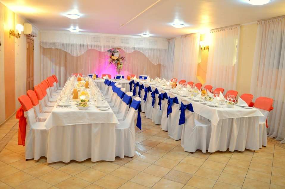 Подкова банкетный зал