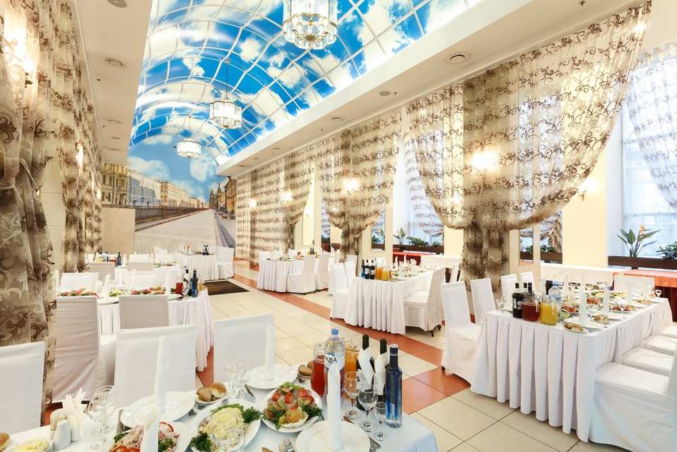 Банкетный зал Петербург на Чернышевского 11