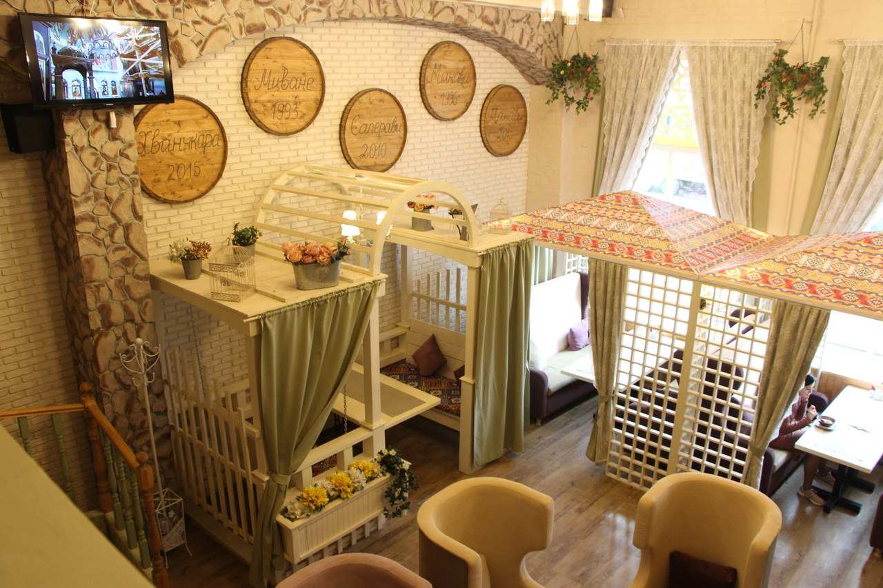 Ресторан Лариса Ивановна Екатеринбург