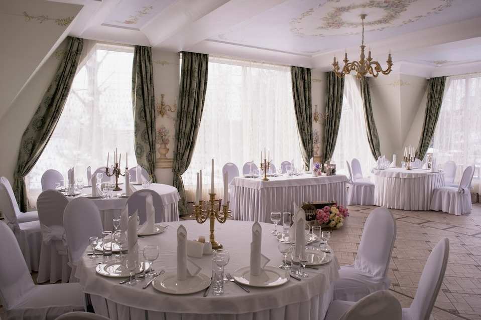 У Озера банкетный зал