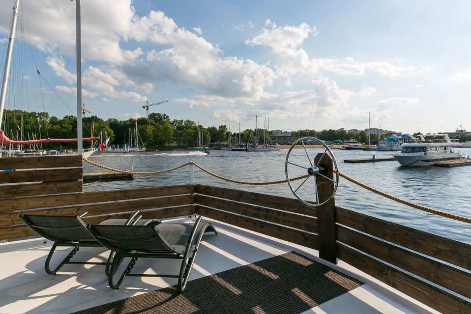 Дом на воде банкетный зал