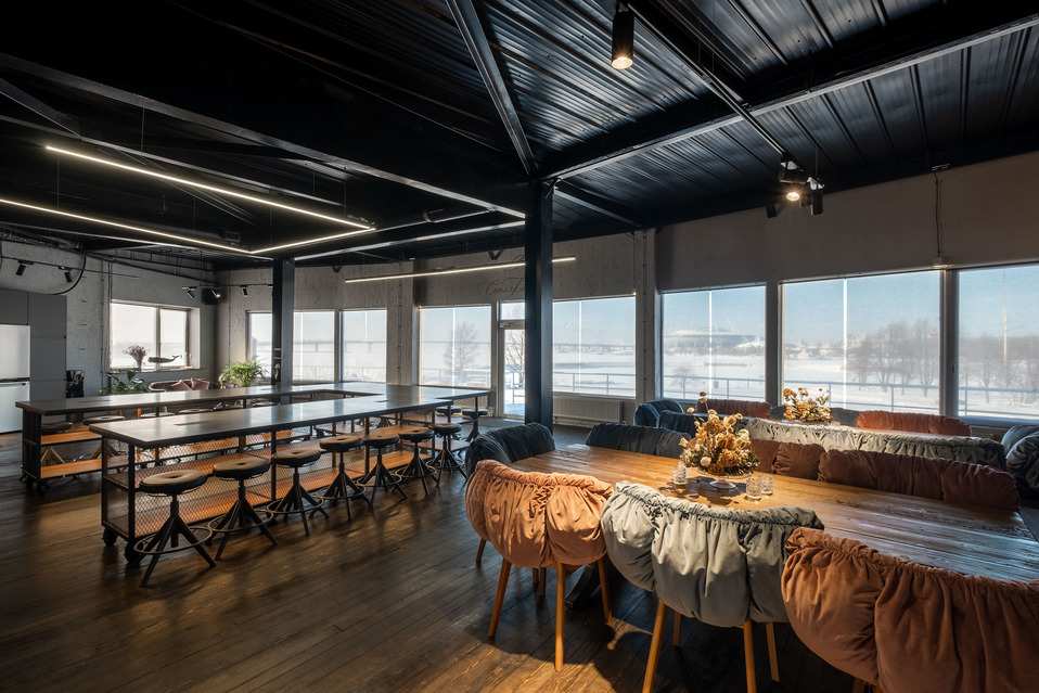 Синяя рыба банкетный зал