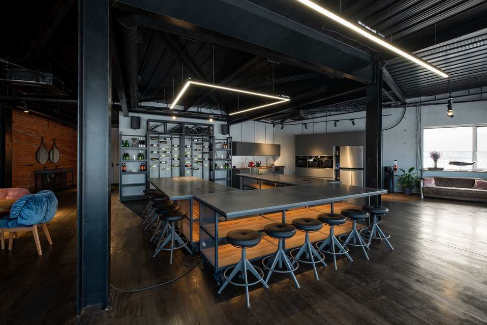 Синяя рыба банкетный зал