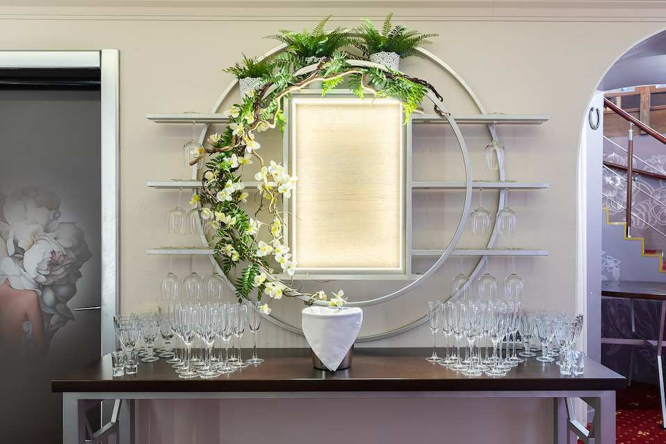 Граф Цеппелин банкетный зал