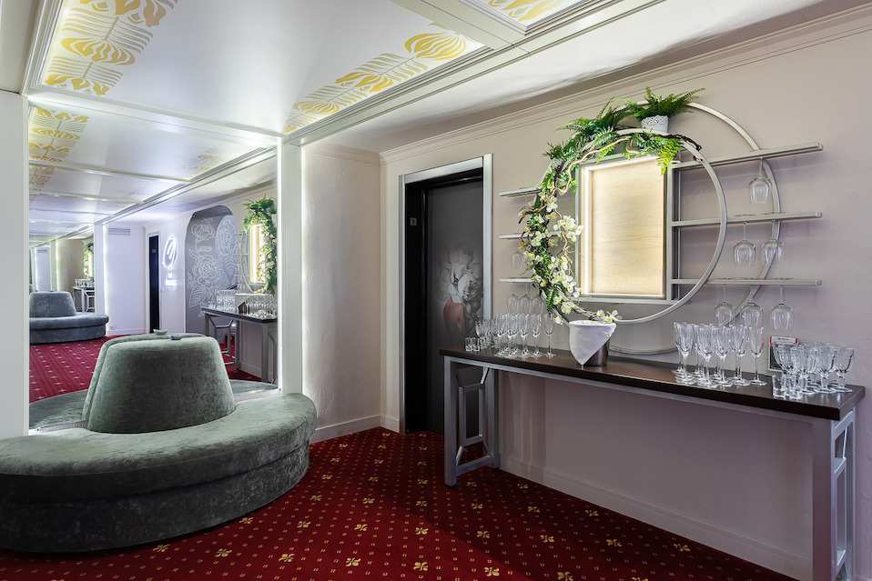 Граф Цеппелин банкетный зал