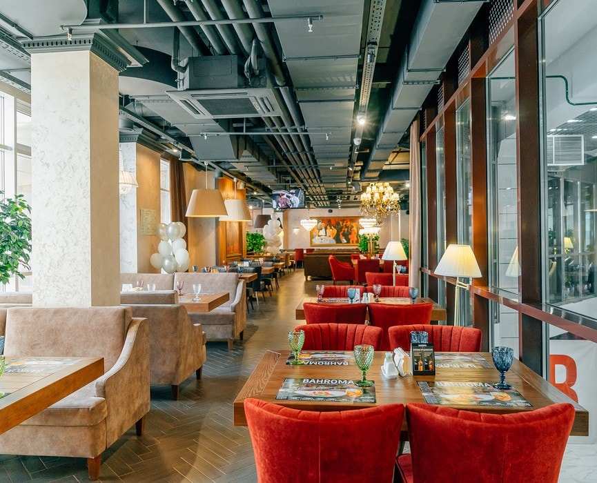 Бахрома ресторан на Большевиков 7