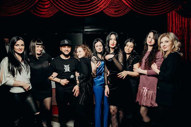 владикавказ алания молл. небо владикавказ. 7 небо ресторан владикавказ. небо владикавказ. бердинберг ресторан владикавказ.