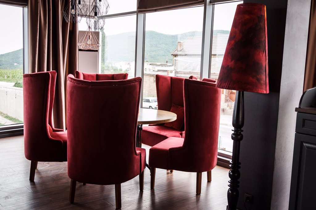 Ресторан Виноград Новороссийск