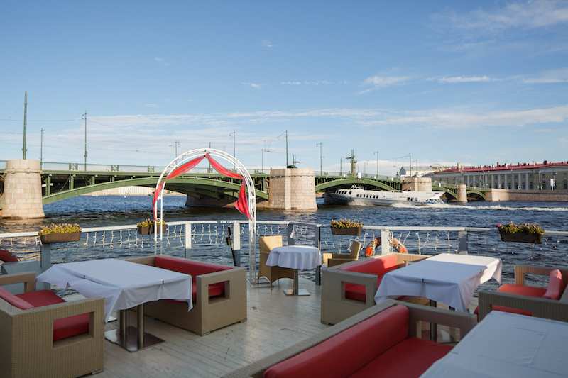 Ресторан Дозари Санкт-Петербург