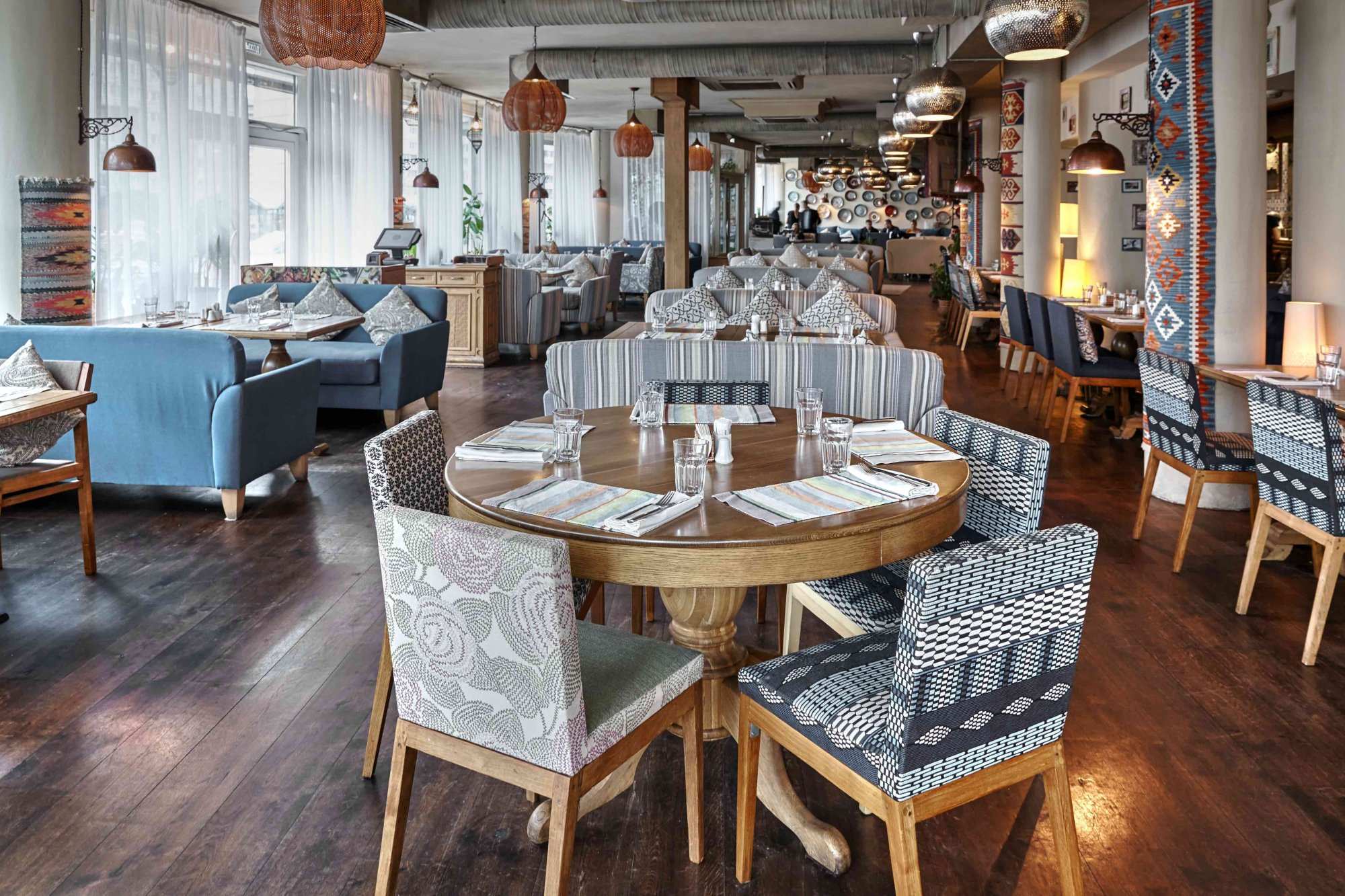 Ресторан Бричмула в Санкт-Петербурге