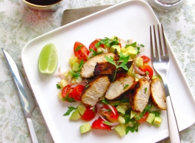 Салат с авокадо и куриной грудкой рецепт с фото пошагово