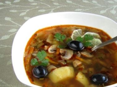 Вегетарианская солянка с грибами рецепт с фото пошагово 