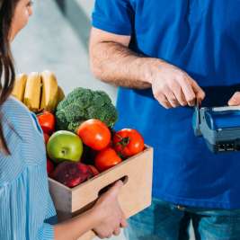 Как сделать покупки проще: доставка продуктов прямо до двери