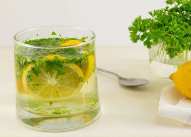 Напиток из петрушки и лимона для похудения, рецепт с фото, пошагово 