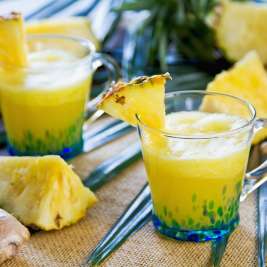 Пряный имбирно-ананасовый зеленый сок для похудения