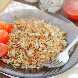 Рис с вермишелью на сковороде