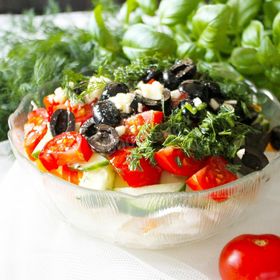 Салат с маслинами и помидорами и капустой рецепт с фото пошагово 
