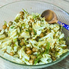 Салат с нутом и пекинской капустой Салат с нутом и пекинской капустой, рецепт с фото, пошагово