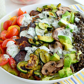 Сытный вегетарианский салат, рецепт с фото, пошагово 