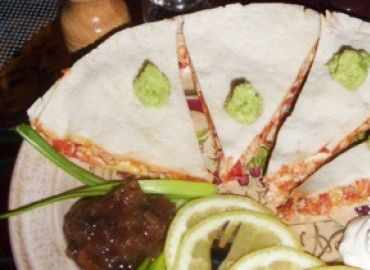 Мексиканская кесадилья с курицей рецепт с фото пошагово