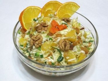 Салат из пекинской капусты и апельсина Салат из пекинской капусты и апельсина, как приготовить по рецепту пошагово с фото